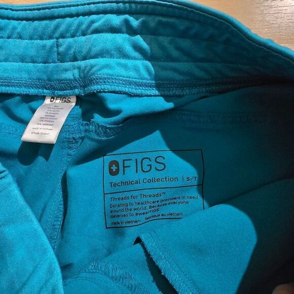 FIGS yola scrub pants - Picture 3 of 4